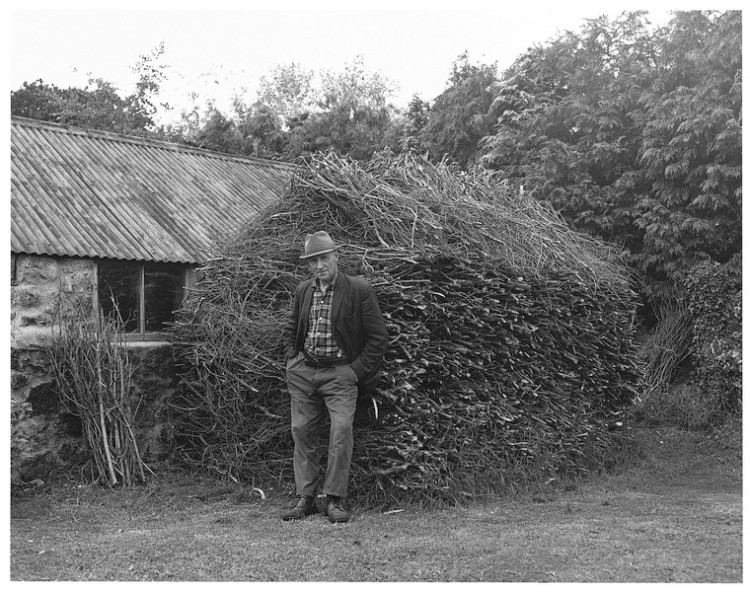 Charlie Mead and his 'Ood Rick', Mount Pleasant ,Murchington 1993.jpg